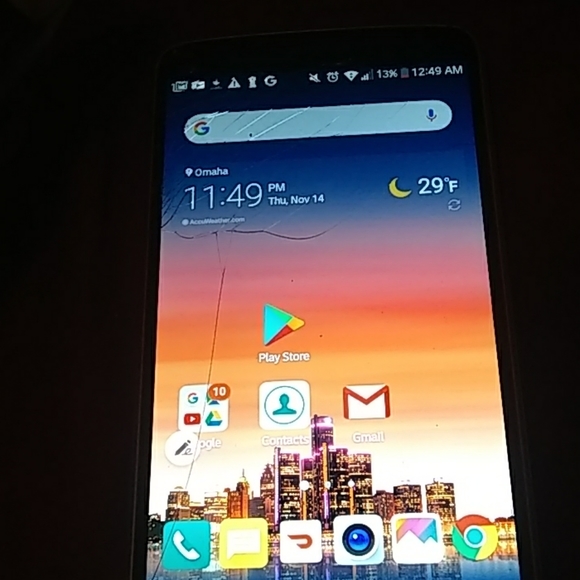 Phone - Picture 1 of 3